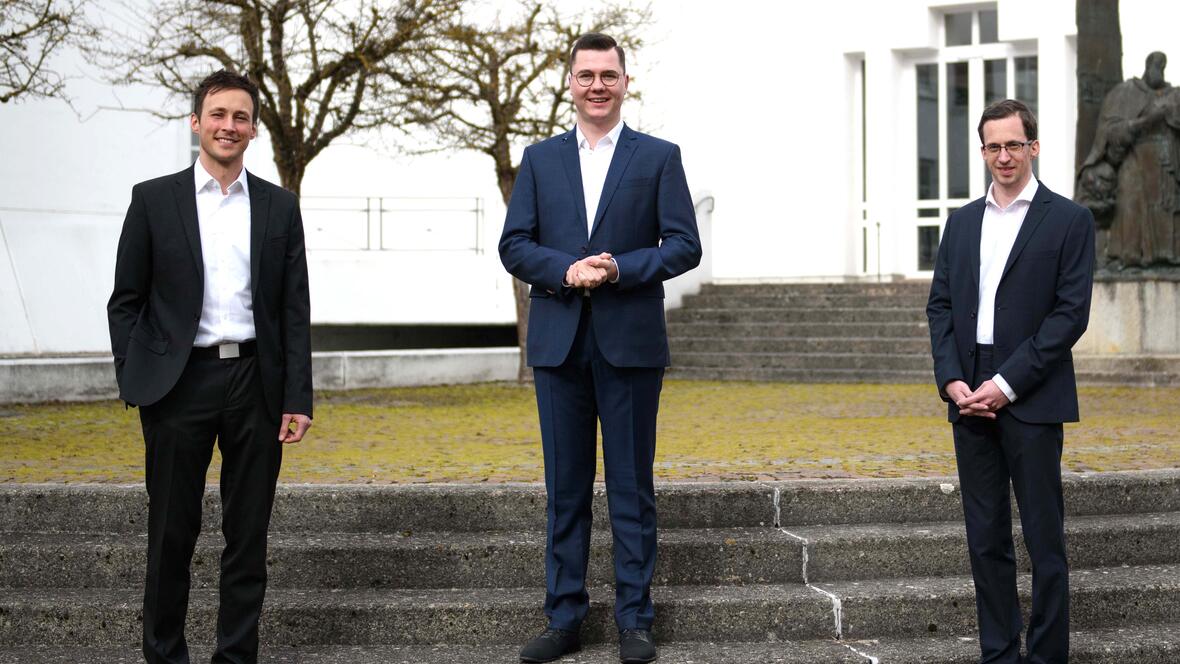 <p>Die Kandidaten des Priesterseminars für die Diakonenweihe 2021 (v.l.): Roland Kiechle, Manuel Reichart, Markus Kraus (Foto: Daniel Jäckel / pba)</p>
