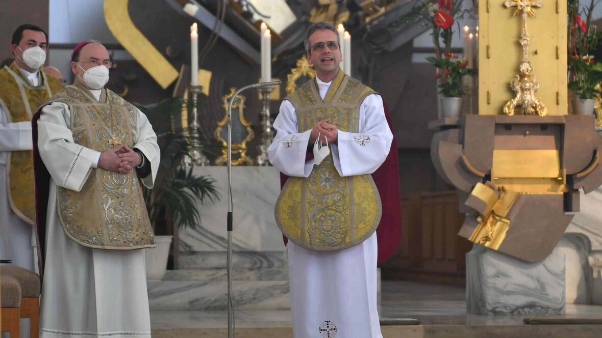 Bischof Bertram hat heute mit einem Pontifikalamt die Festwoche zum Wunderbarlichen Gut in der Kirche Heilig Kreuz in Augsburg eröffnet (Fotos: Maria Steber / pba). 