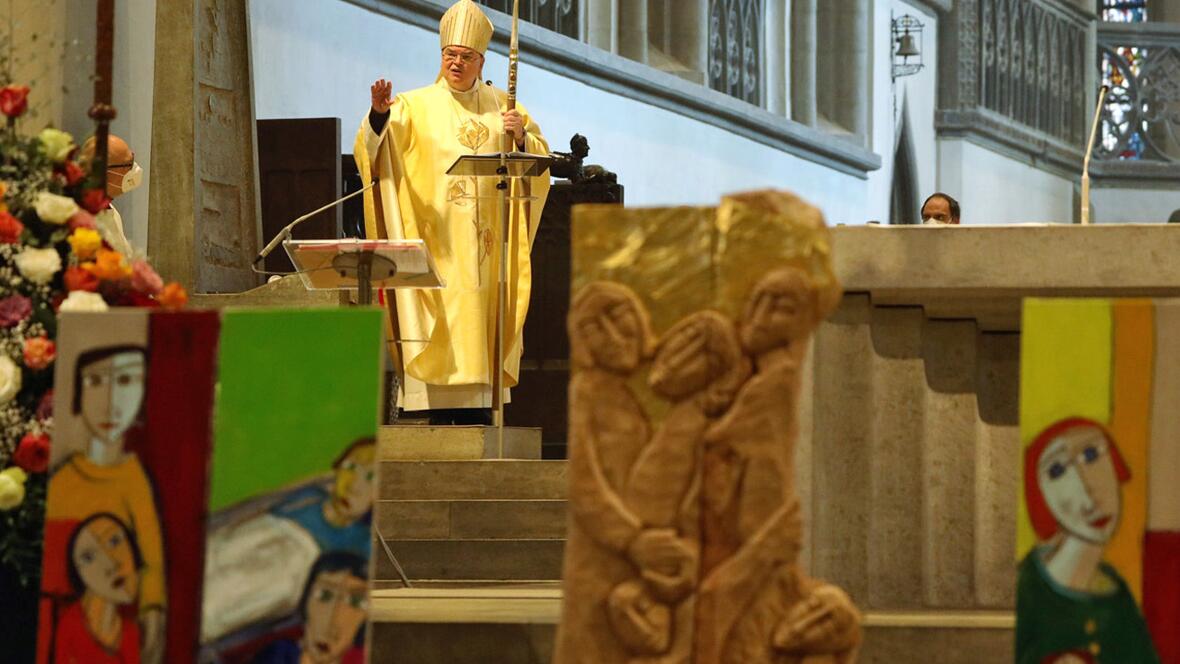 Bischof Bertram predigt beim Festgottesdienst zum 100-jährigen Jubiläum des Diözesan-Caritasverbands. (Foto: Annette Zoepf / Caritas Augsburg)