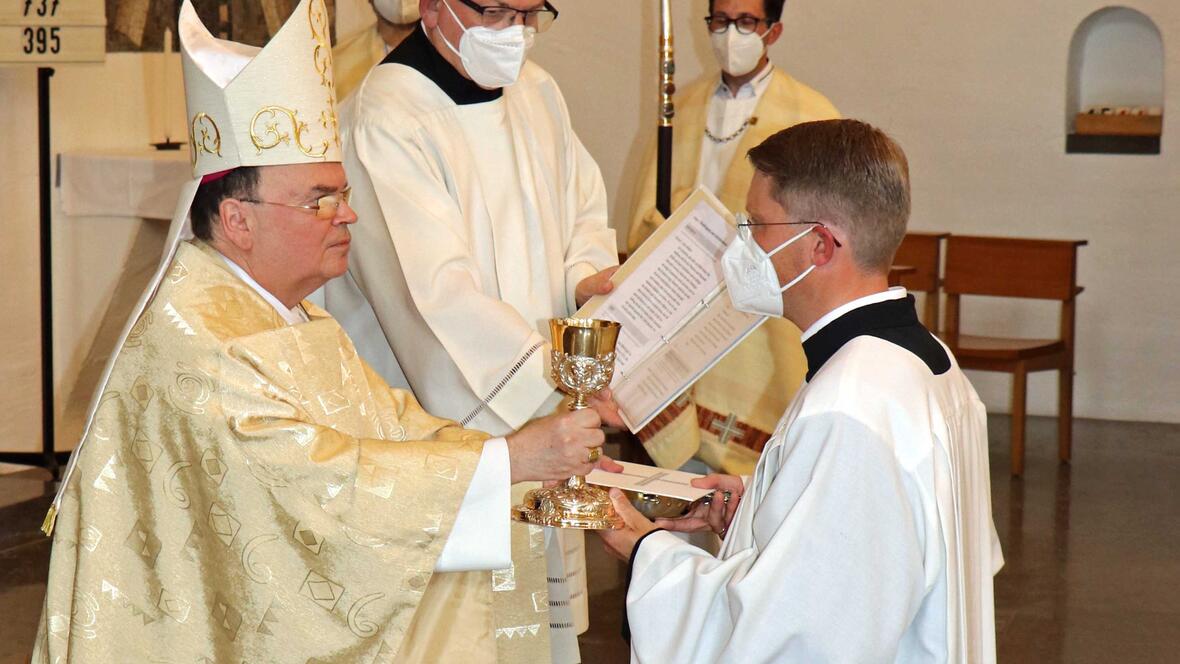 diakonentag-mit-uebertragung-der-dienste4110772