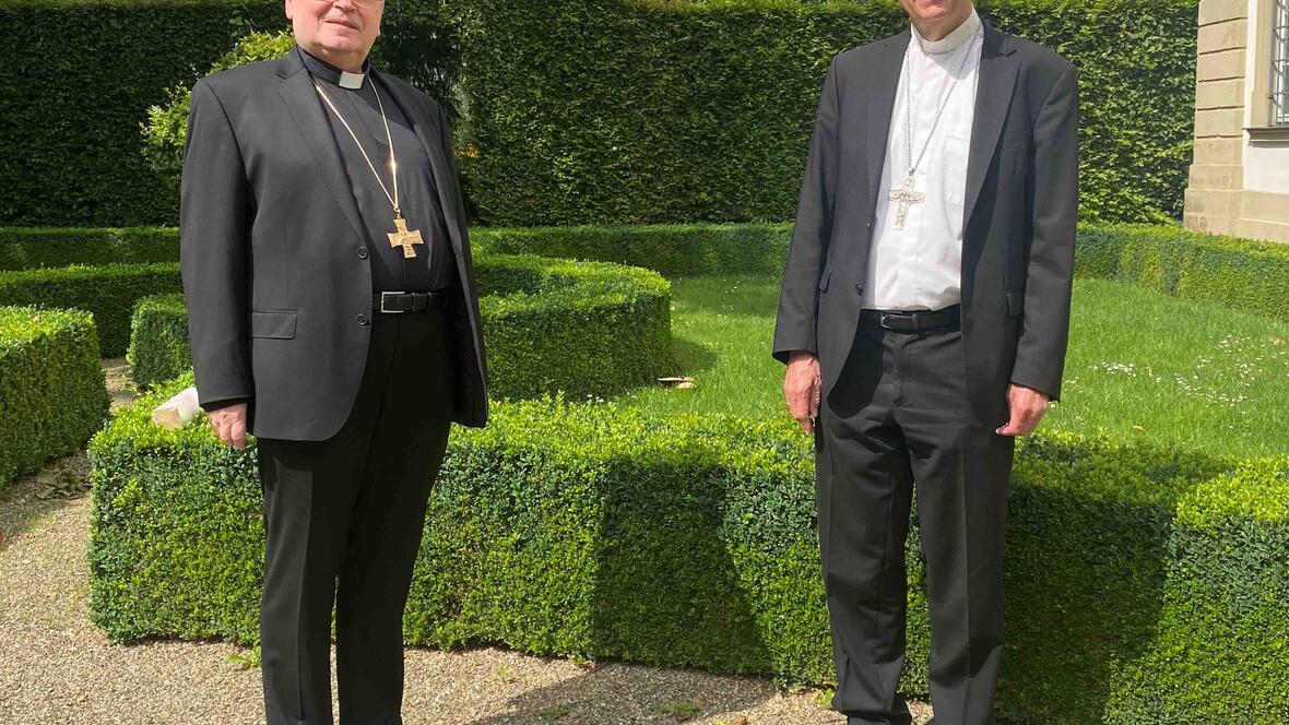 Gedankenaustausch in Bamberg: Bischof Dr. Bertram Meier trifft Erzbischof Dr. Ludwig Schick. (Foto: Pressestelle Erzbistum Bamberg / Harry Luck)