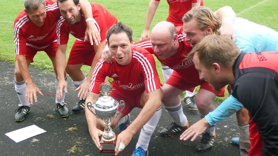 Bayerische Klerusmeisterschaften in Lam: Bistum Augsburg holt siebten Titel und ist Rekordsieger