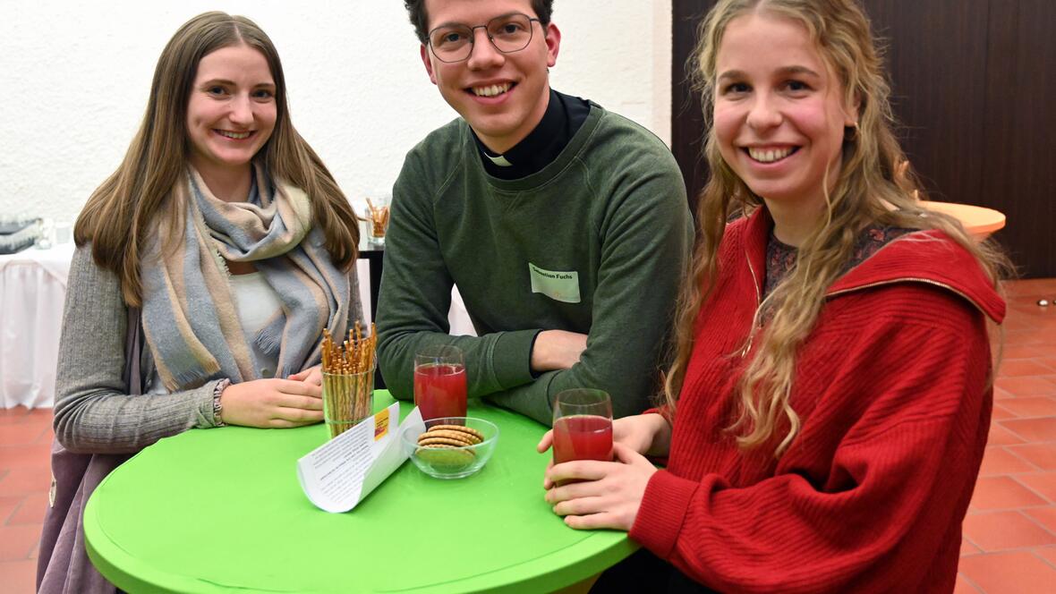 Get-together nach einem ereignisreichen Tag. (Fotos: Leander Stork / pba) 