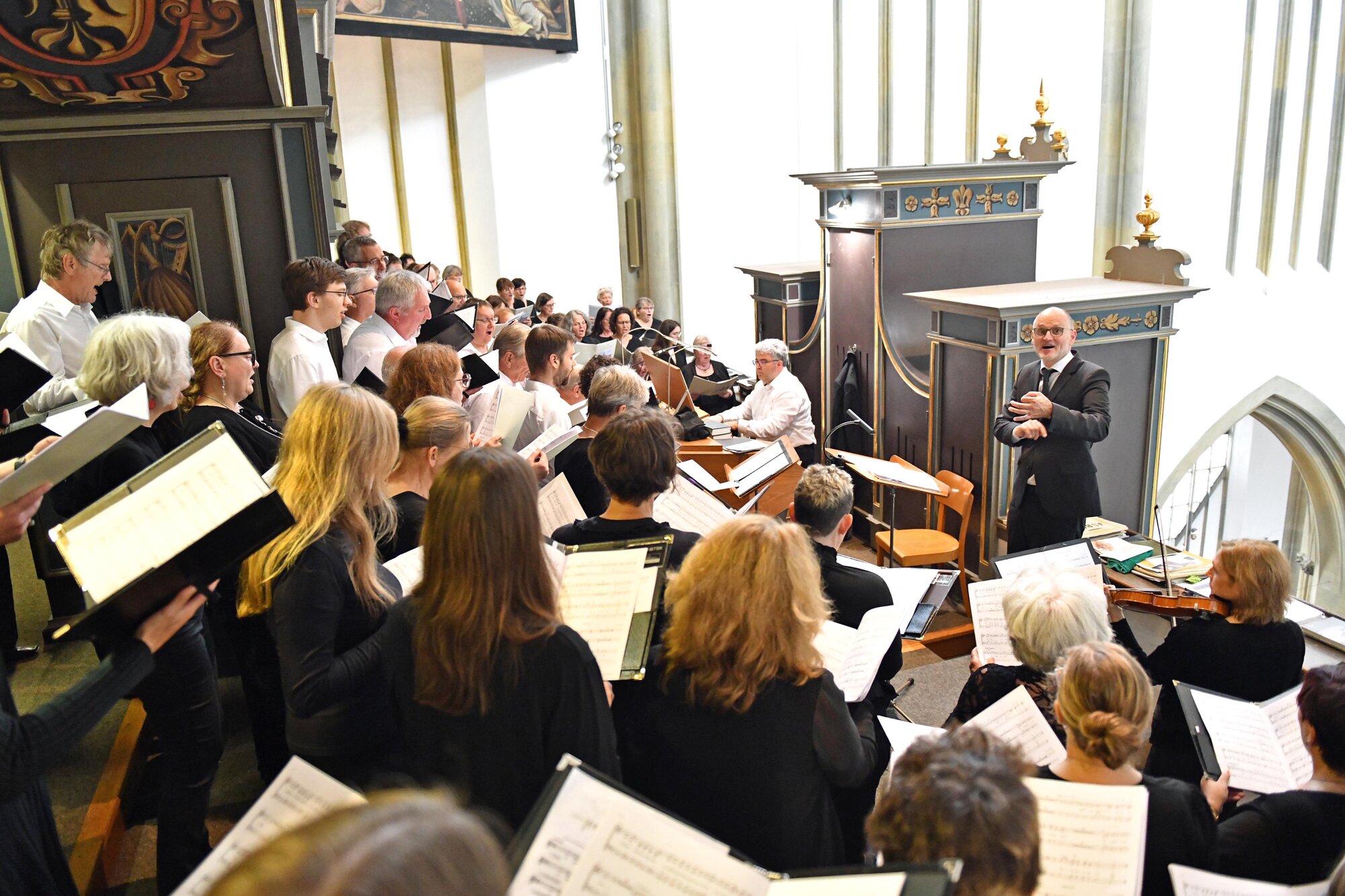 Der Basilikachor und Choro d`Arte füllten den Raum mit ihren Stimmen (Foto Nicolas Schnall pba)