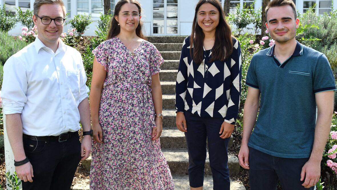 Die Pastoralassistentinnen Christine Moderegger und Katharina Ditsch sowie die Pastoralassistenten Philipp Fröhling und Gabriel Lienhart starten in die Berufseinführung.